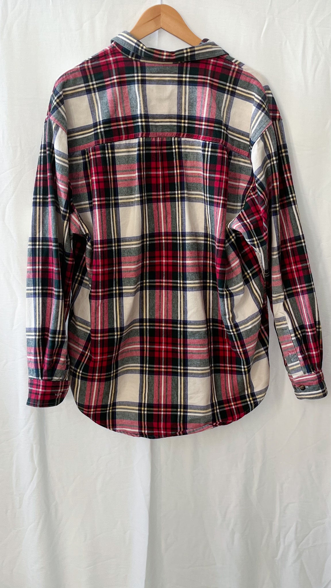Men's Plaid Button-Up Shirt