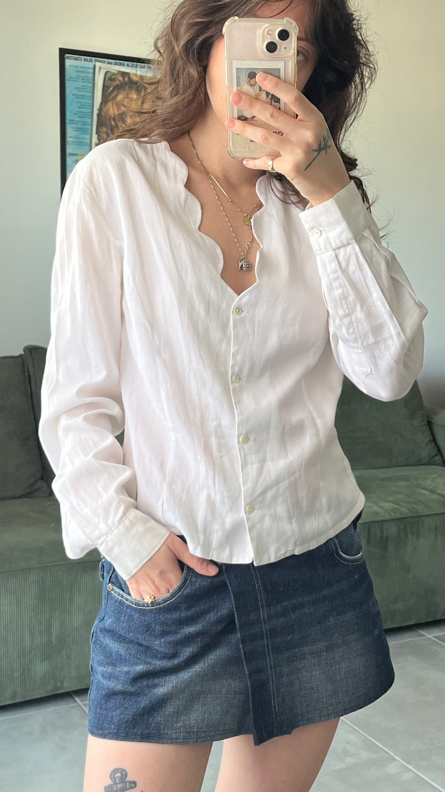 Tailored Button-Up Shirt with Wavy Collar