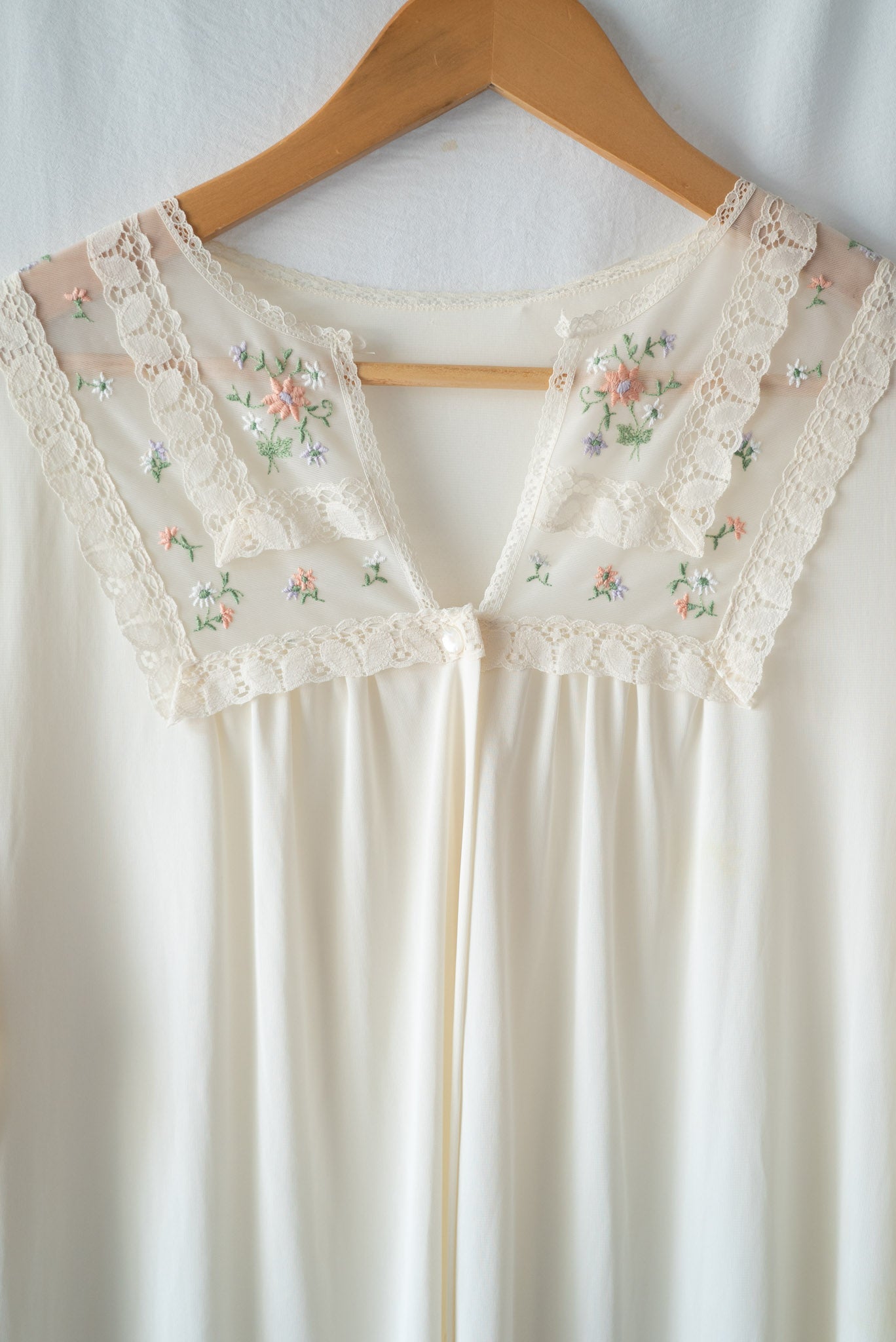 JC Penny Embroidered Floral American Nightdress