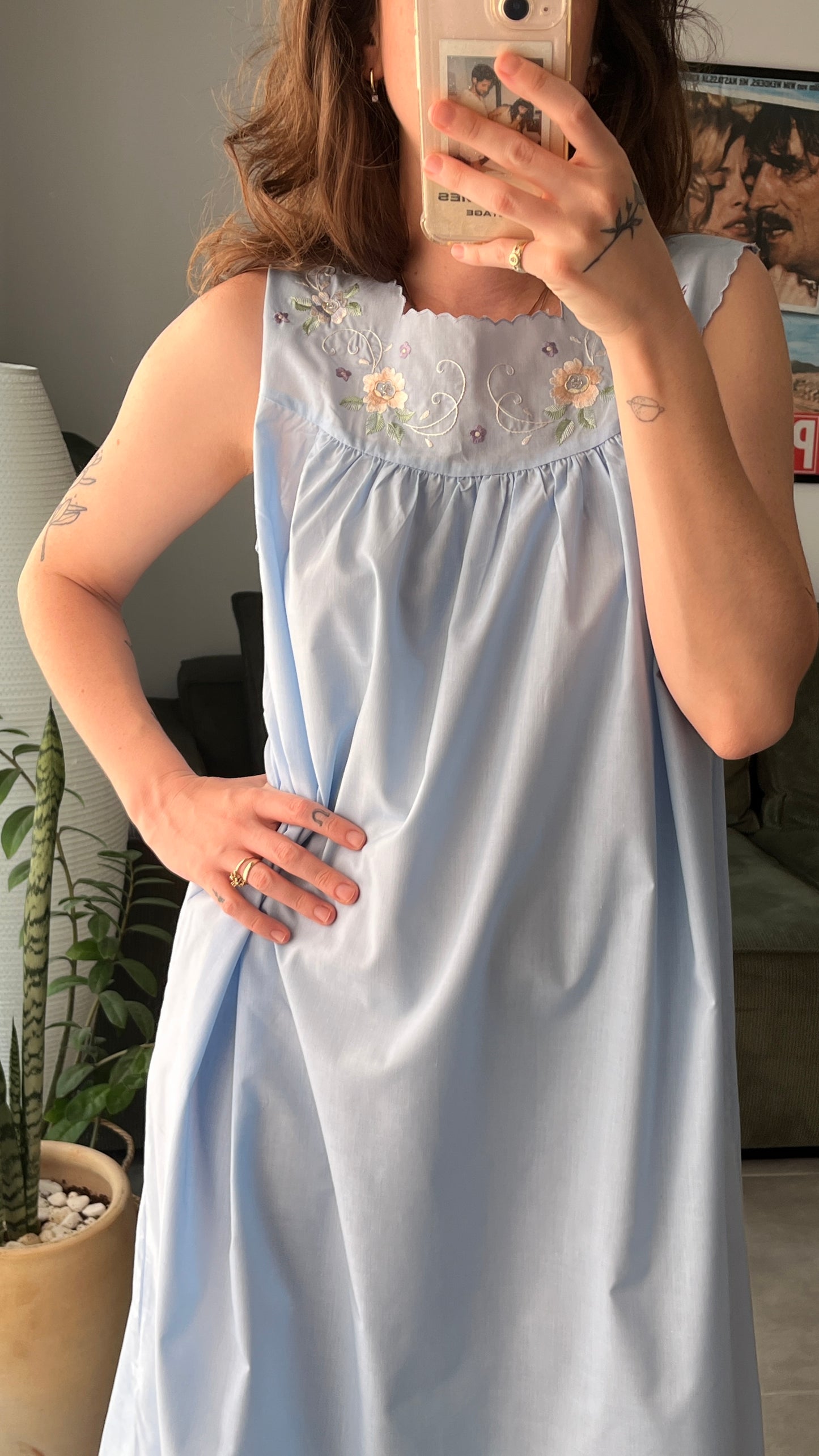 Embroidered Short-Sleeve Nightgown