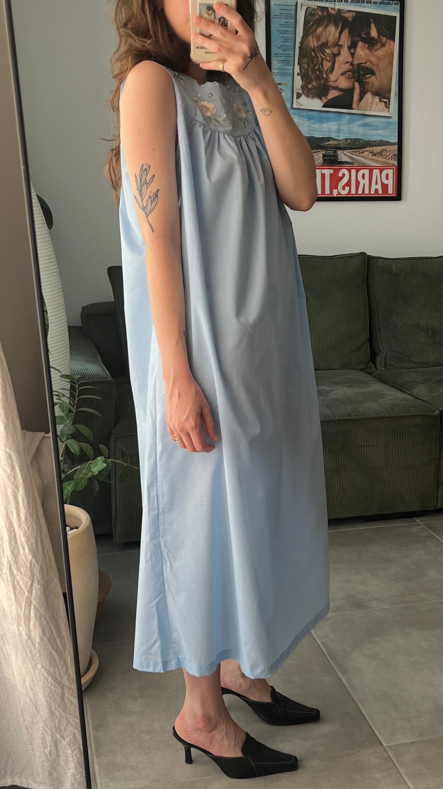 Embroidered Short-Sleeve Nightgown