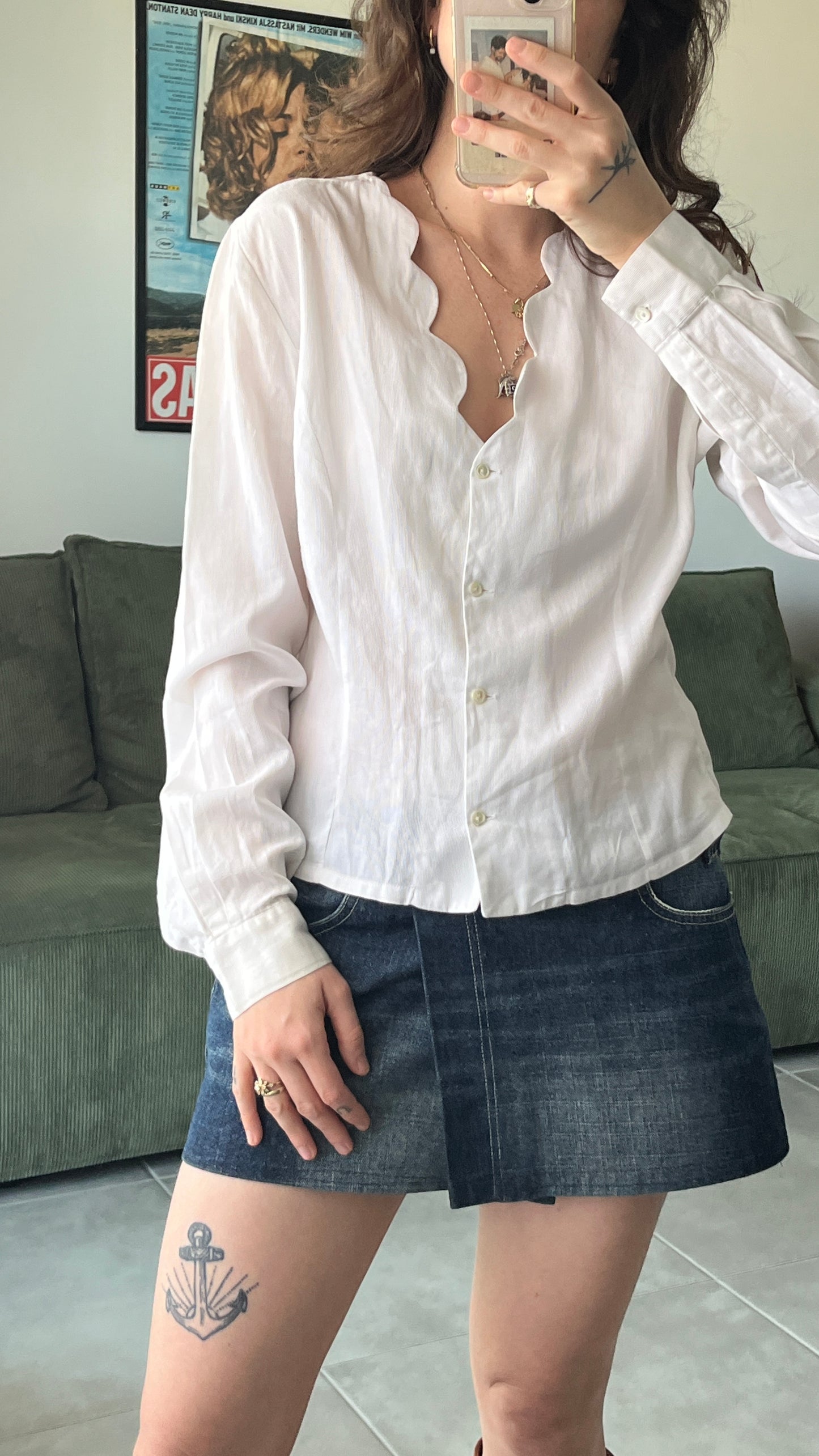 Tailored Button-Up Shirt with Wavy Collar