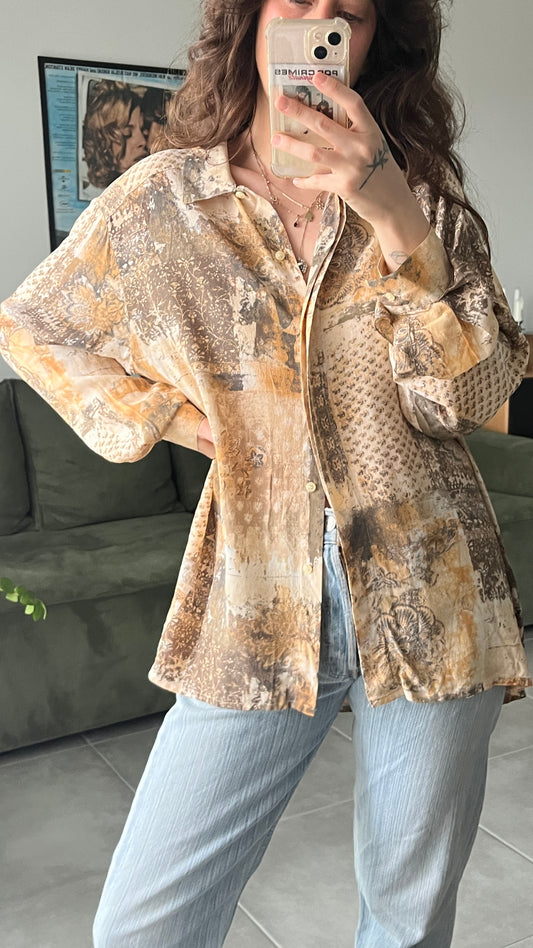 90s Print Buttoned Shirt