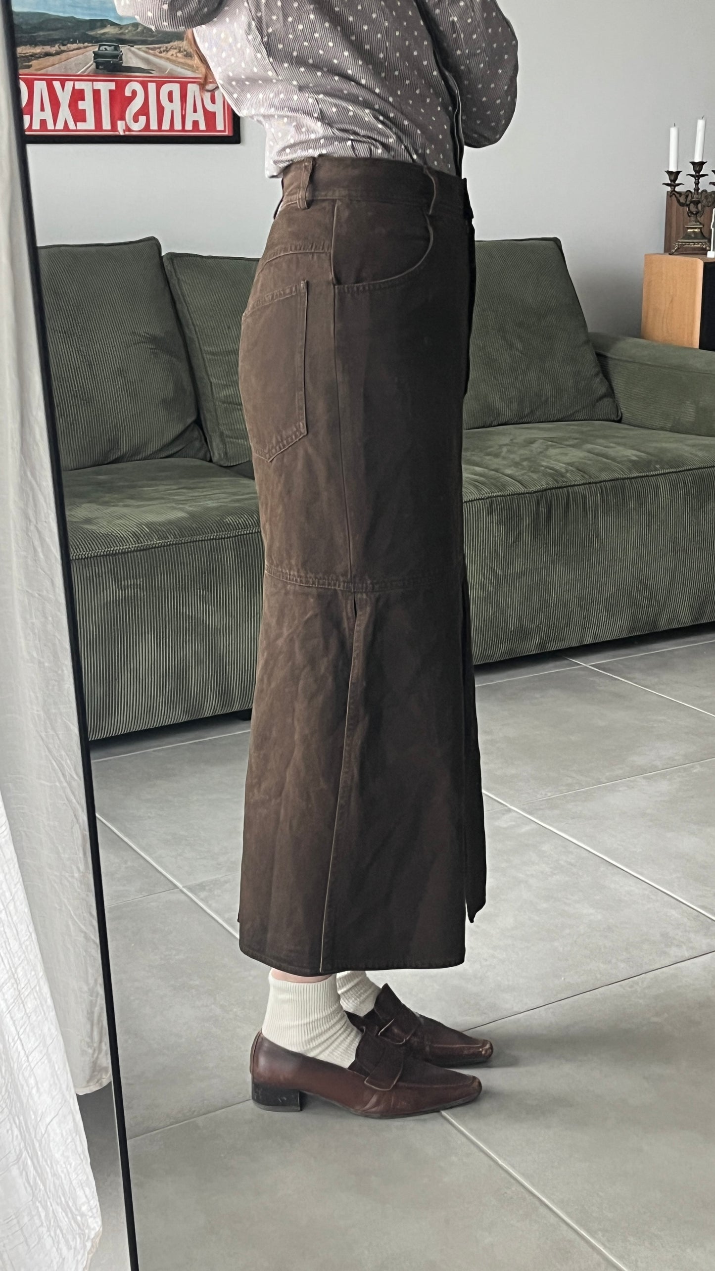 Merlot Cut Skirt with 4 Slits