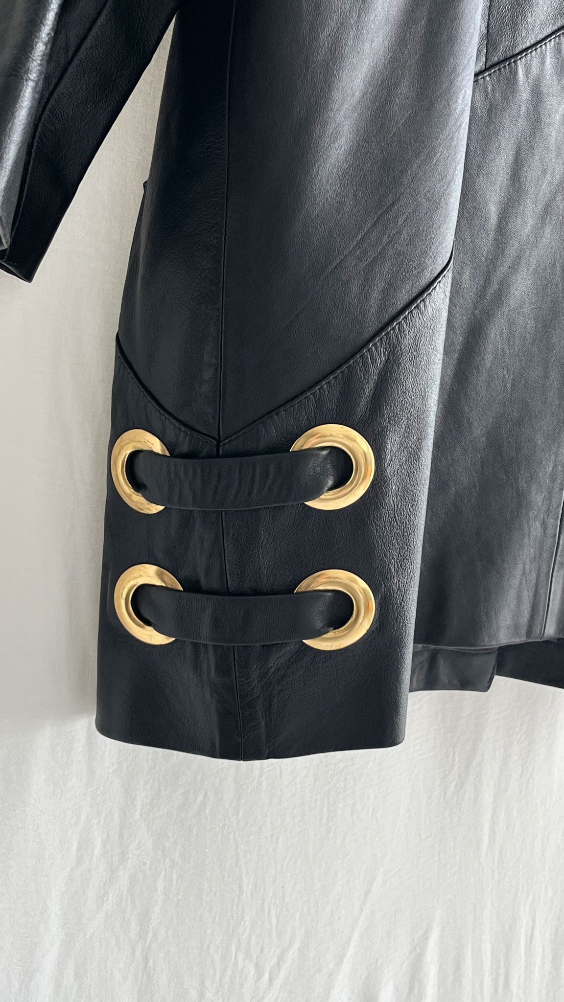 Beged Or 80s Leather Coat