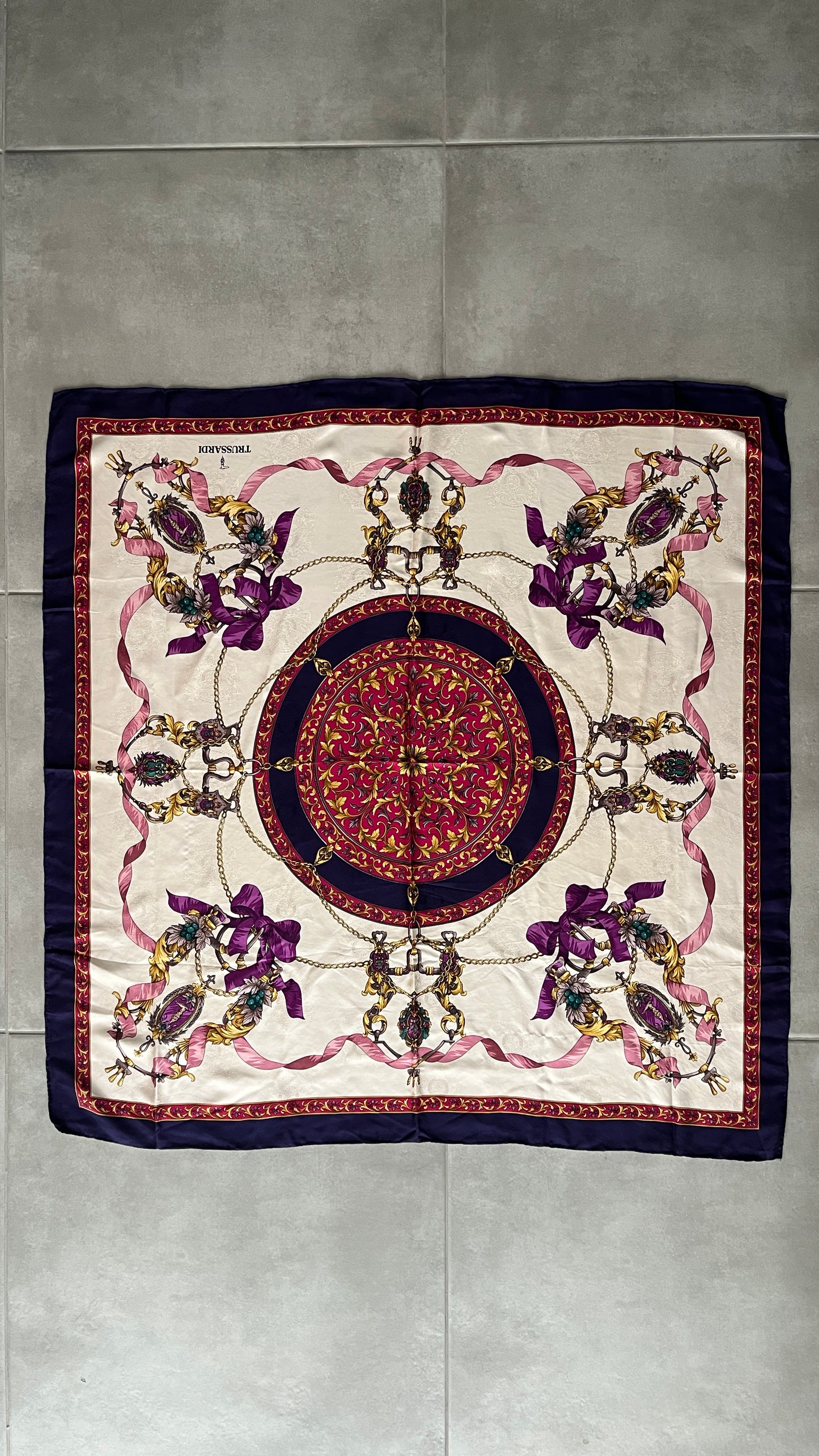 Giant Trussardi Scarf