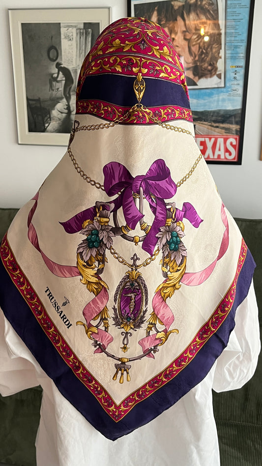 Giant Trussardi Scarf